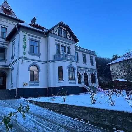 Guest house Themis